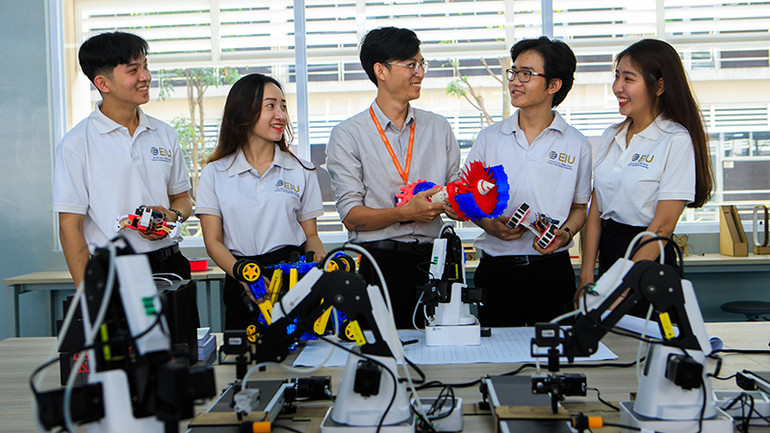 Đại học Quốc tế Miền đông tuyển sinh năm học mới 2021 -0