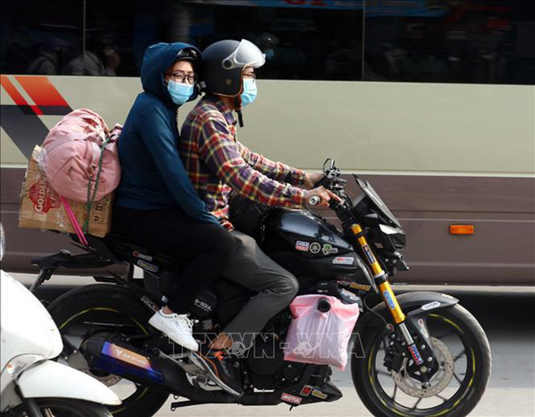 Cửa ngõ Thủ đô ùn tắc kéo dài trong ngày đầu kỳ nghỉ lễ 30/4-1/5 -0