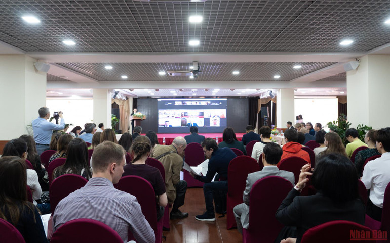 Thúc đẩy công tác dạy học tiếng Việt tại Nga -0