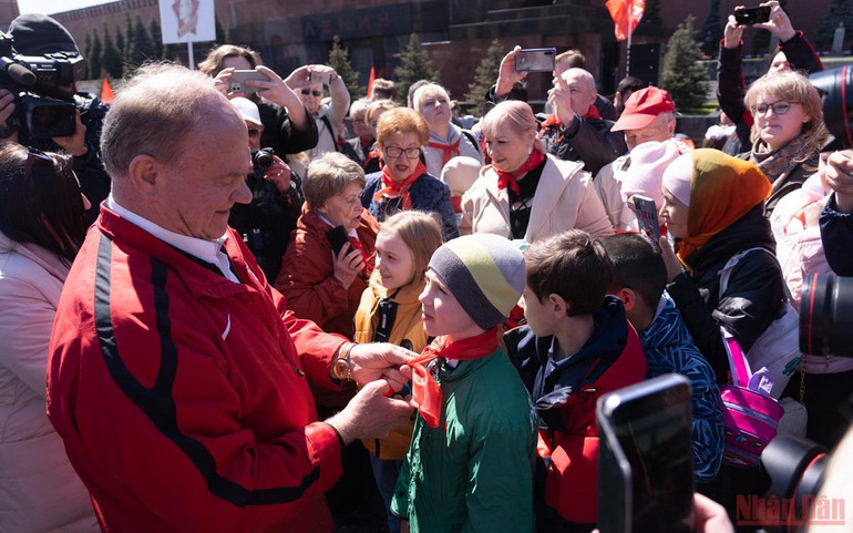 Hoạt động kỷ niệm 100 năm thành lập Đội Thiếu niên Tiền phong Lenin tại Nga -0