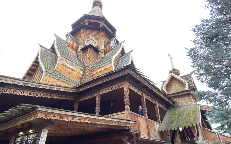 Check-in khu chợ bán đồ lưu niệm đầy màu sắc ở Moskva -1