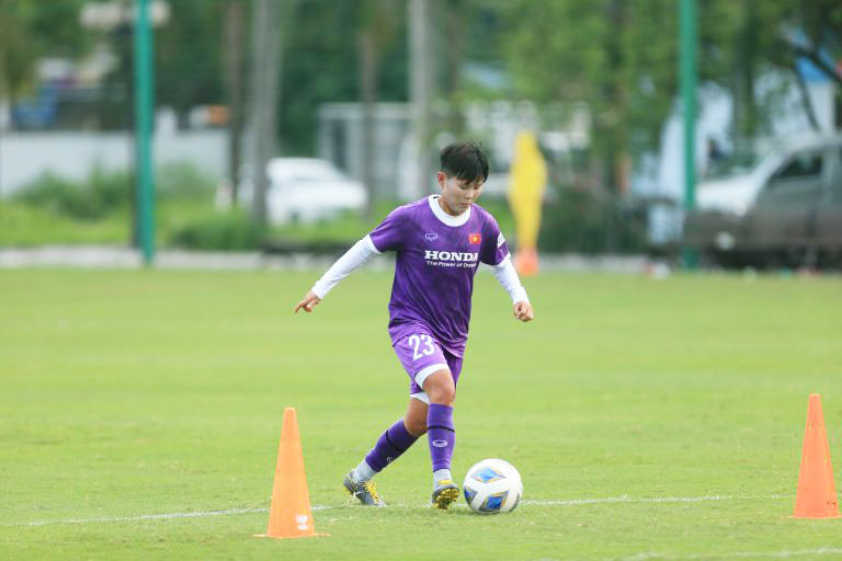 Đội tuyển nữ hứng khởi trước giờ lên đường sang Tajikistan -0