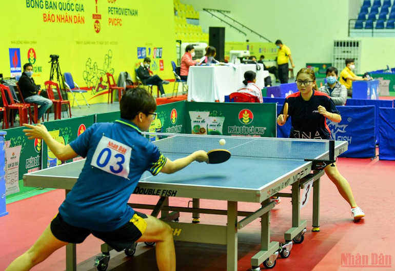 Đinh Anh Hoàng bị loại sớm ở nội dung đơn nam -0