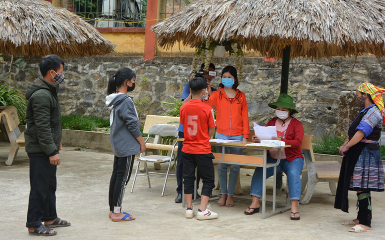 Học sinh Yên Bái tự tin trong năm học mới -0