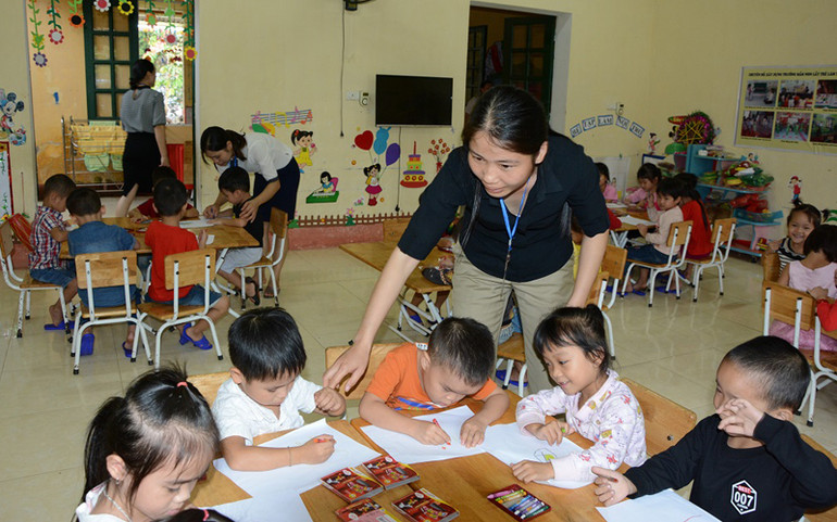 Học sinh Yên Bái tự tin trong năm học mới -0