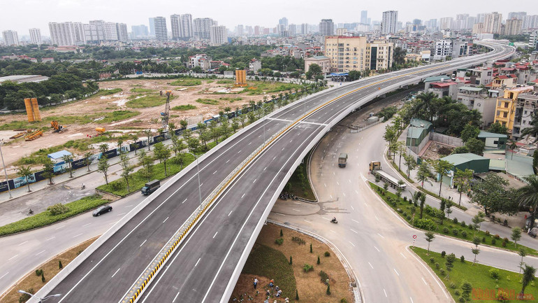 Cận cảnh cầu cạn Mai Dịch - Nam Thăng Long -0