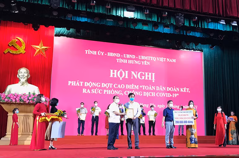 Hưng Yên tiếp nhận hơn 80 tỷ đồng ủng hộ Quỹ phòng, chống dịch Covid-19 -0