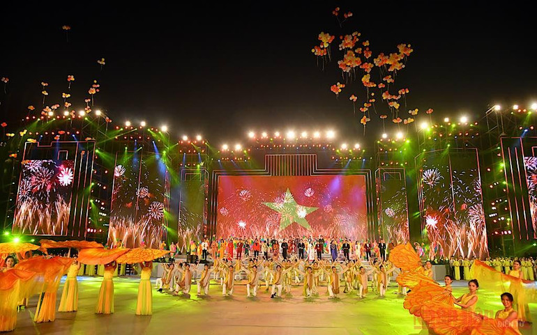 Chương trình nghệ thuật đặc biệt “Khát vọng - Tỏa sáng” -0