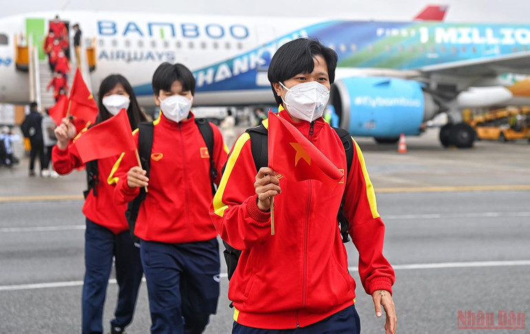 Tuyển nữ Việt Nam về nước, khép lại hành trình giành vé dự World Cup -0