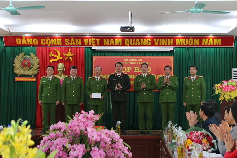 Bắt giữ đối tượng giết người, cướp tài sản sau 24 giờ gây án -0