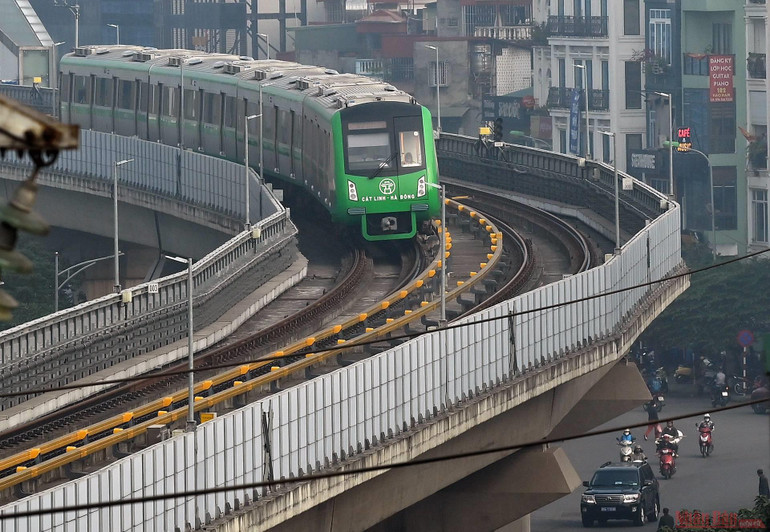 Ngày đầu tiên chạy thử tàu đường sắt Cát Linh – Hà Đông -0