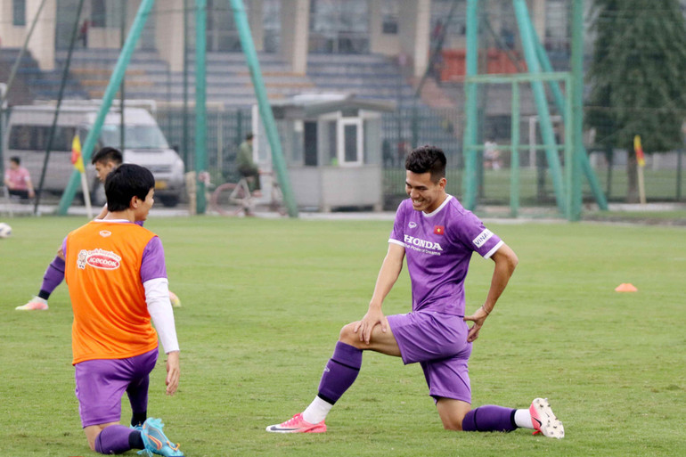 Đội tuyển Việt Nam rèn chiến thuật, chuẩn bị “test” lực lượng cho trận gặp Oman -0