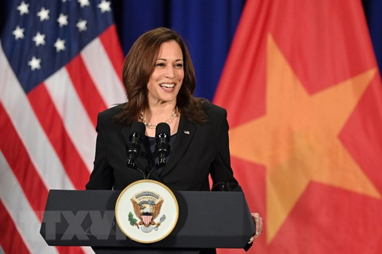 Phó Tổng thống Hoa Kỳ Kamala Harris họp báo nhân chuyến thăm Việt Nam -0