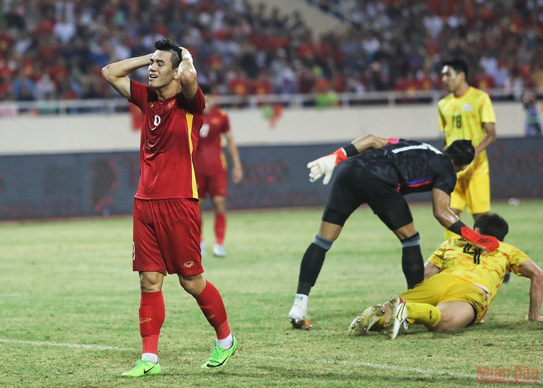 [Chung kết bóng đá nam SEA Games 31] U23 Việt Nam 0-0 U23 Thái Lan (hiệp 2): Thế trận quyết liệt -0