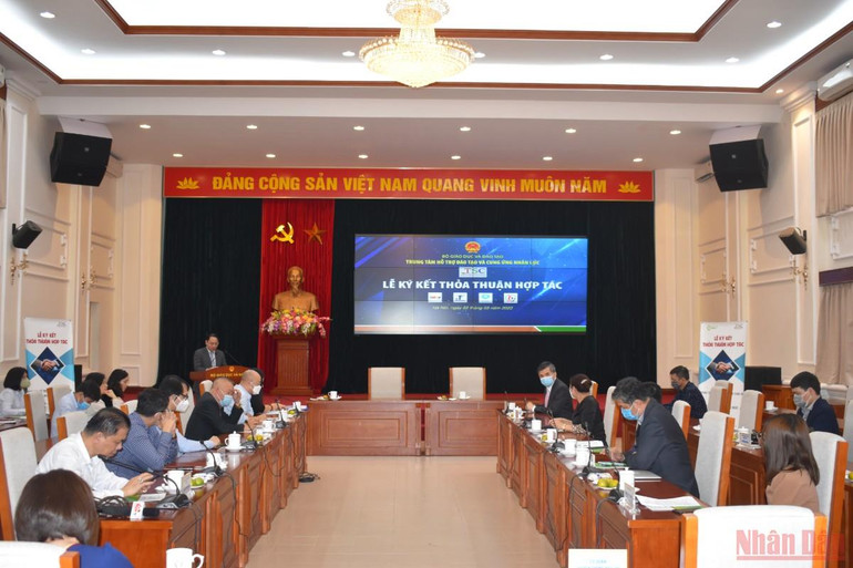 Tăng cường hợp tác hướng nghiệp, đào tạo nguồn nhân lực chất lượng cao -0