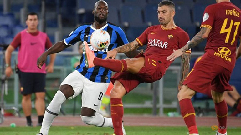 Hòa AS Roma 2-2, Inter Milan hụt hơi trong cuộc đua vô địch -0