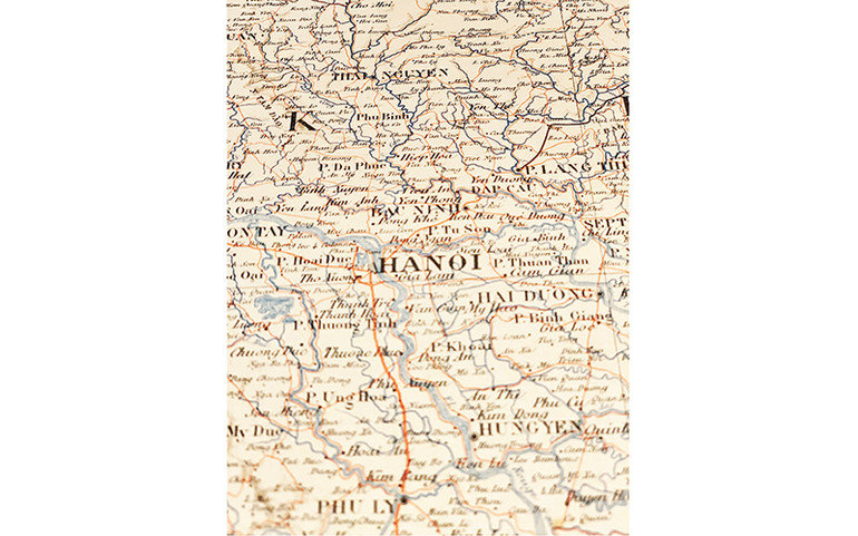 Nhà thám hiểm chân đất -0