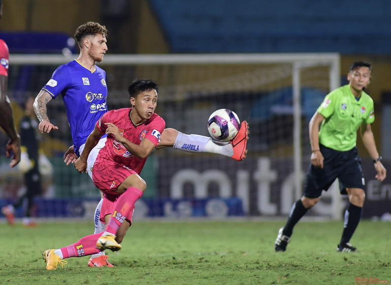 HLV Hàn Quốc có chiến thắng đầu tay cùng CLB Hà Nội -0