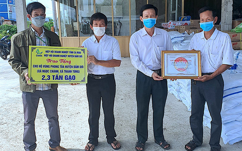 Doanh nghiệp Cà Mau chung tay phòng, chống dịch Covid-19 -0