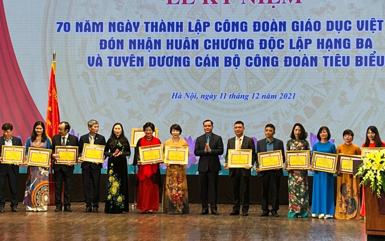 70 năm dấu ấn Công đoàn Giáo dục Việt Nam -0