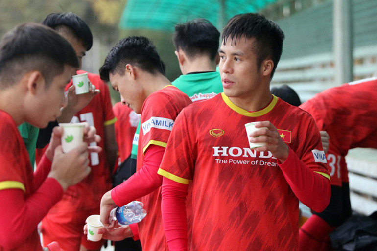 U23 Việt Nam bắt nhịp buổi đầu tiên tại Bishkek -0