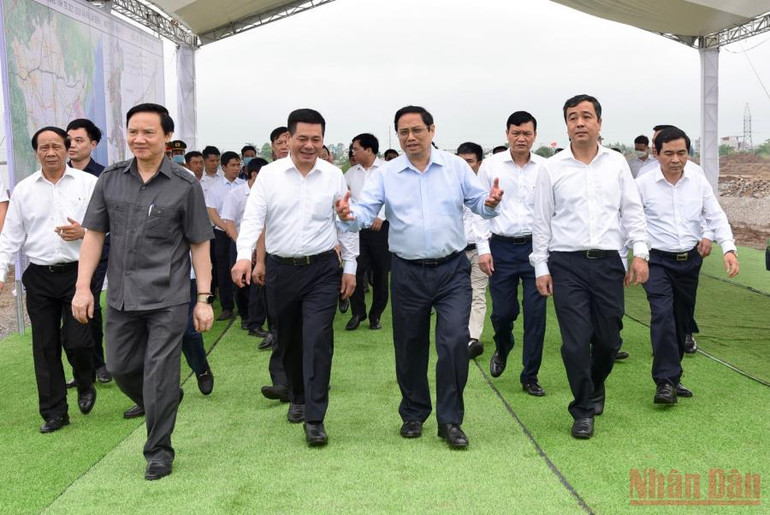 Thủ tướng Phạm Minh Chính khảo sát hoạt động của Khu Kinh tế Thái Bình. Thủ tướng Phạm Minh Chính thăm và làm việc tại Thái Bình -1