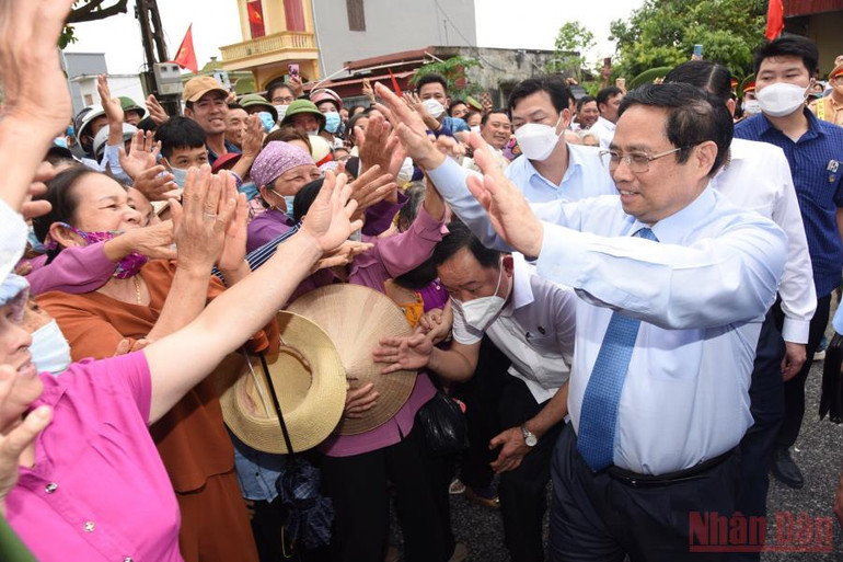 Thủ tướng Phạm Minh Chính với nhân dân xã Nam Cường, huyện Tiền Hải. Thủ tướng Phạm Minh Chính thăm và làm việc tại Thái Bình -0
