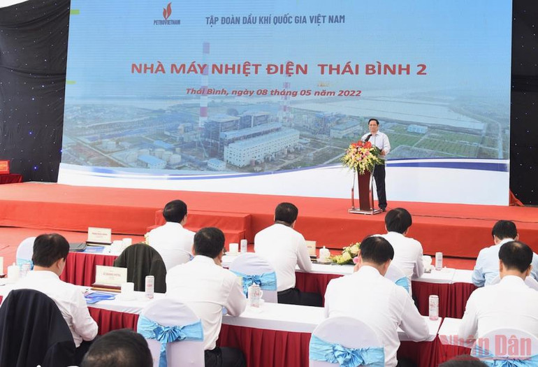 Thủ tướng Phạm Minh Chính phát biểu sau khi kiểm tra tiến độ chuẩn bị hoà lưới điện của tổ máy số 1 Nhà máy Nhiệt điện Thái Bình 2. Thủ tướng Phạm Minh Chính thăm và làm việc tại Thái Bình -4