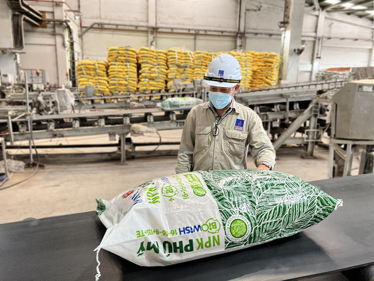 Sản phẩm mới: NPK Phú Mỹ chứa vi sinh vật có ích -0