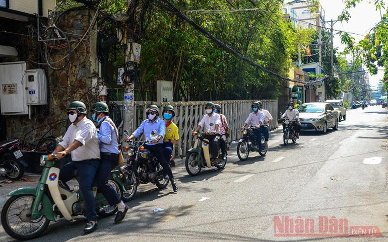 Bài 1: Du lịch nội địa nóng dịp nghỉ lễ và chào hè -0