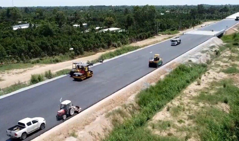 Dự án cao tốc Trung Lương - Mỹ Thuận kiến nghị được mua vaccine cho 1.500 người lao động -0