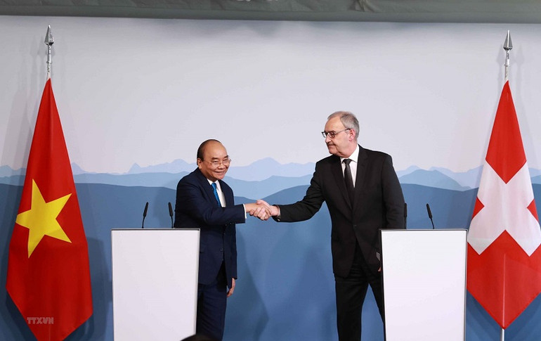 Chủ tịch nước kết thúc tốt đẹp thăm chính thức Liên bang Thụy Sĩ -0