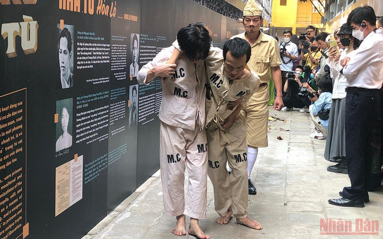 Dấu ấn của Báo chí Cách mạng Việt Nam trong “Đứng lên và Cất tiếng” -0