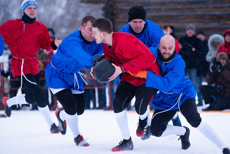 Người Nga tưng bừng tiễn mùa đông -0