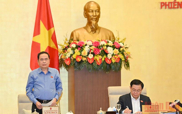 Phó Chủ tịch Thường trực Quốc hội Trần Thanh Mẫn phát biểu tại phiên họp. Ảnh: Duy Linh Tái cơ cấu kinh tế theo hướng “xanh hơn, số hóa, tăng năng lực đổi mới sáng tạo” -0