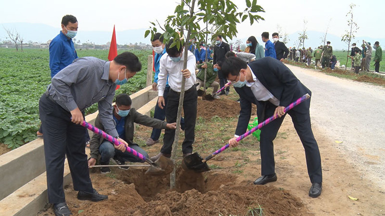 Phó Chủ tịch nước Đặng Thị Ngọc Thịnh phát động Tết trồng cây ảnh 2 Thanh Hóa trồng cây nhớ ơn Bác Hồ -0