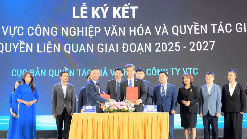 Cục Bản quyền tác giả đã ký kết nhiều văn bản ghi nhớ, hợp tác với các đơn vị tại Hội chợ Mùa Thu 2025.