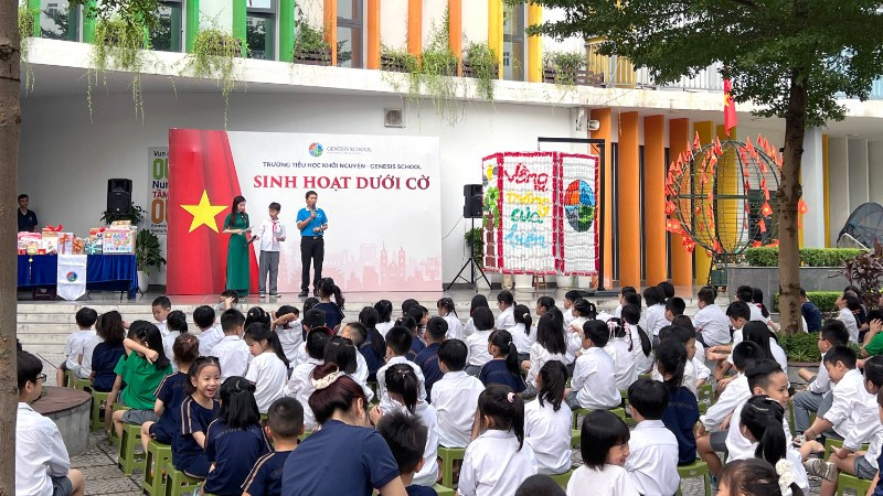 Buổi Sinh hoạt dưới cờ của Trường tiểu học Khởi Nguyên-Genesis School có nội dung sâu sắc về biển đảo Tổ quốc.