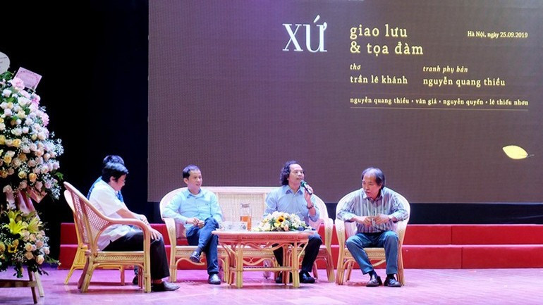 Một cuộc giao lưu và tọa đàm về thơ Trần Lê Khánh.