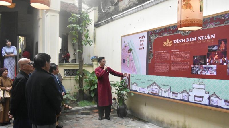 Giới thiệu về không gian đình Kim Ngân và phố nghề Hà Nội.