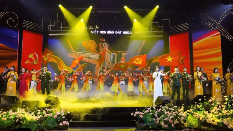 Chương trình nghệ thuật đặc sắc tại Đêm thơ.