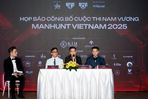 Họp báo công bố cuộc thi nam vương Manhunt Vietnam 2025. (Ảnh: HUY TRẦN)