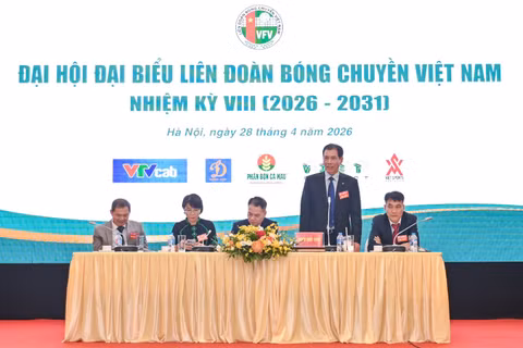 Các đại biểu trình bày tại Đại hội Đại biểu Liên đoàn Bóng chuyền Việt Nam nhiệm kỳ VIII (2026-2031). 