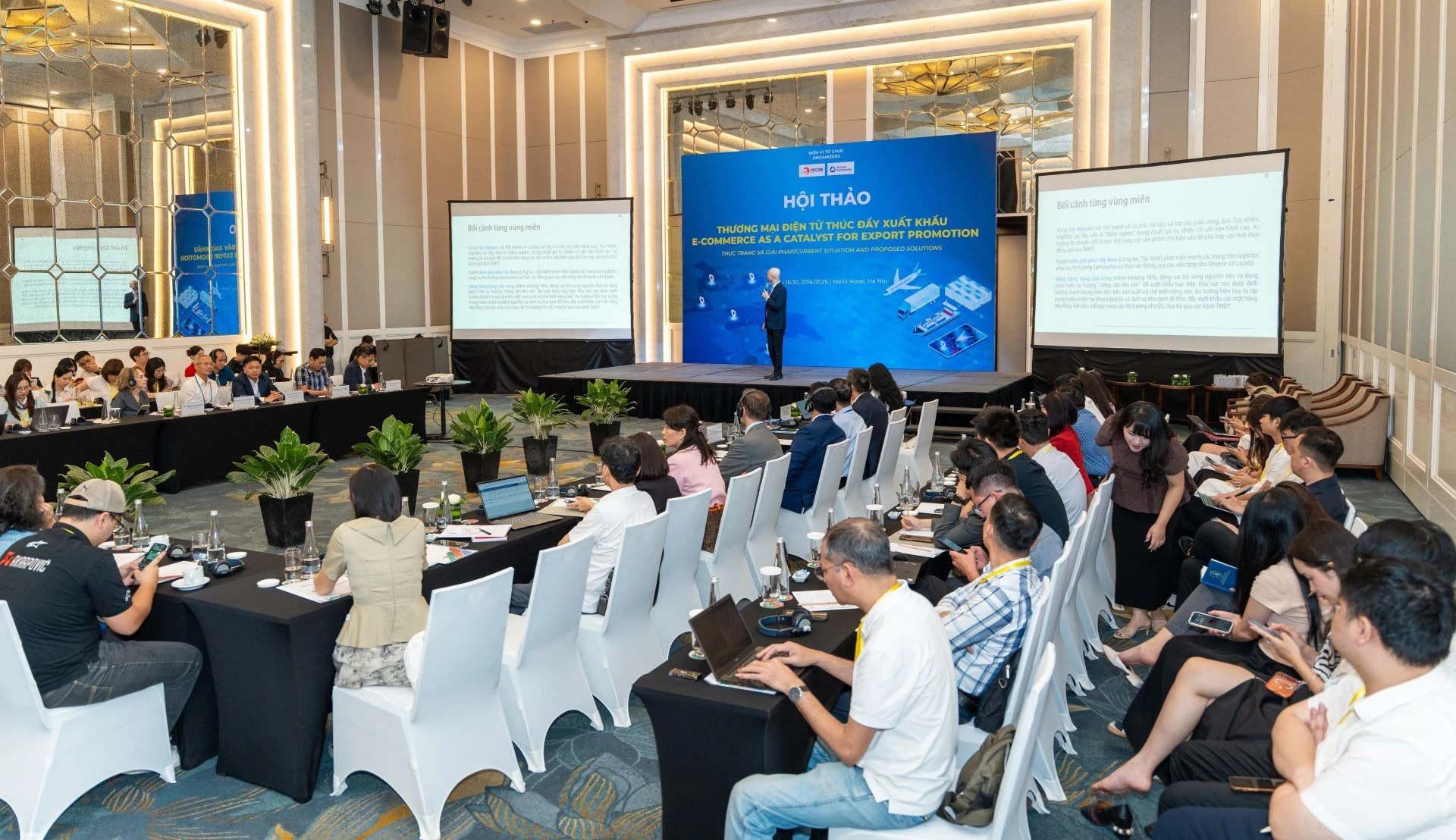 Xuất khẩu thương mại điện tử: Động lực tăng trưởng mới cho ngành nội thất và thời trang Việt Nam