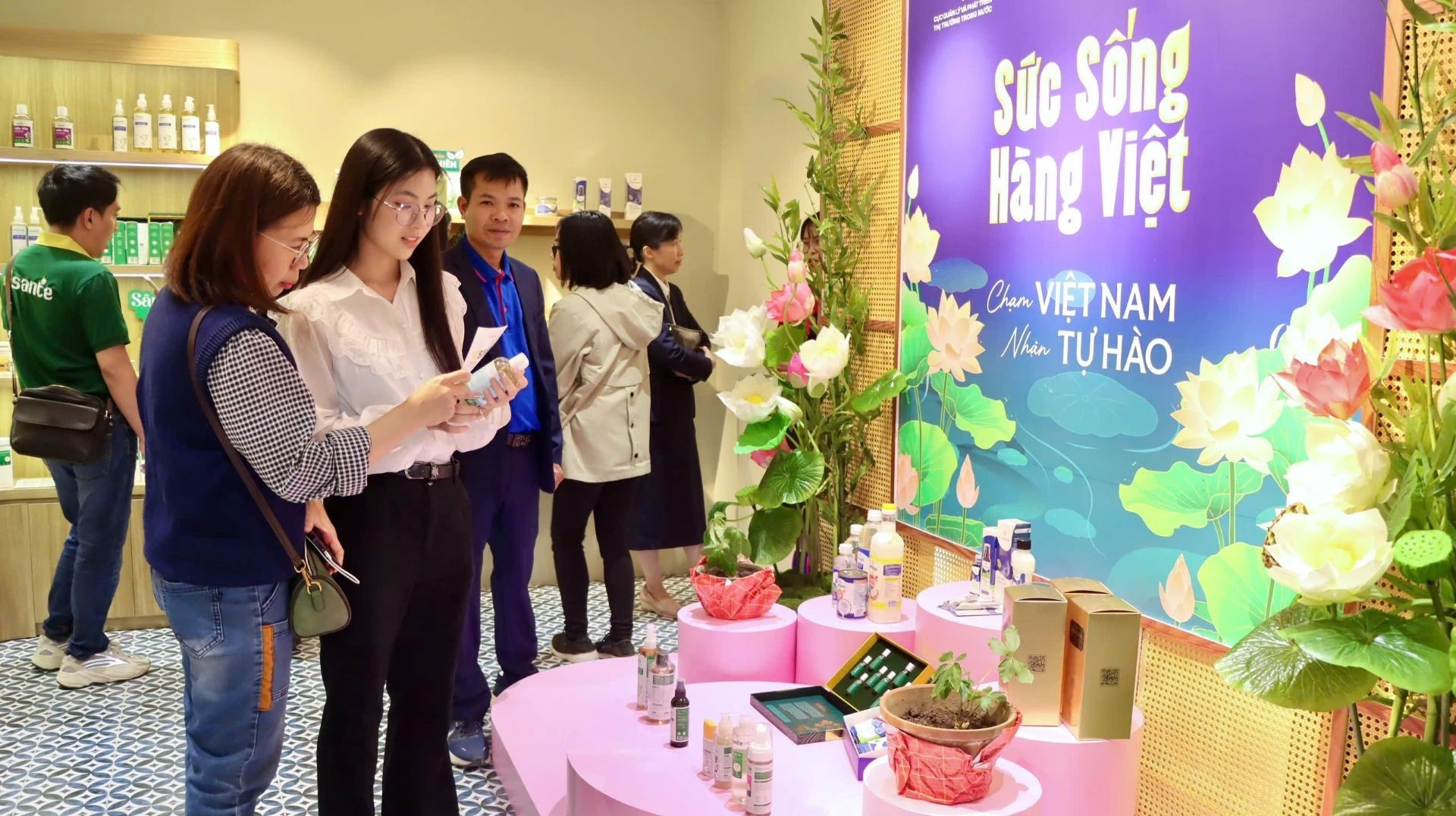 Sức Sống Hàng Việt Lần 2: Thúc Đẩy Tiêu Dùng Nội Địa Với Sản Phẩm Xanh Và Công Nghệ Số