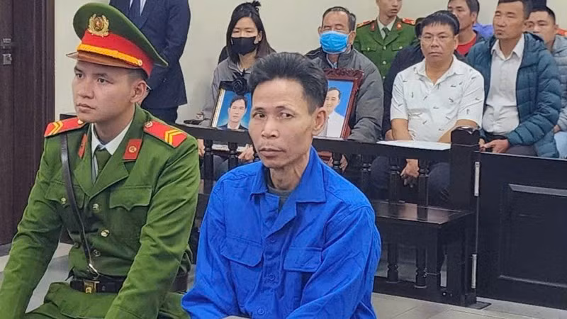 Bị cáo Cao Văn Hùng tại tòa sáng 5/12.