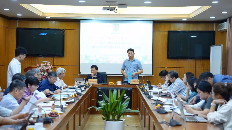 Thứ trưởng Tư pháp Nguyễn Thanh Tịnh phát biểu tại Hội thảo.