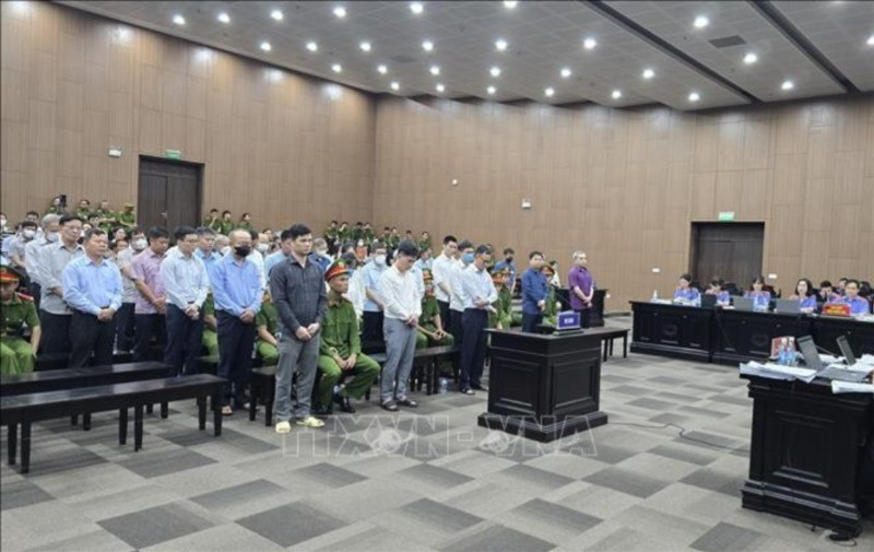 Các bị cáo tại phiên tòa sơ thẩm.
