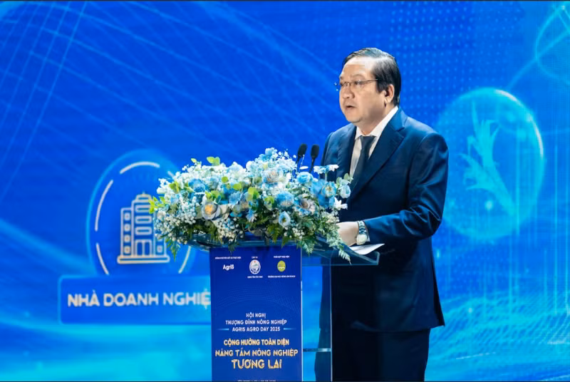 Ông Nguyễn Minh Lâm, Phó Chủ tịch Ủy ban nhân dân tỉnh Tây Ninh phát biểu tại hội nghị.