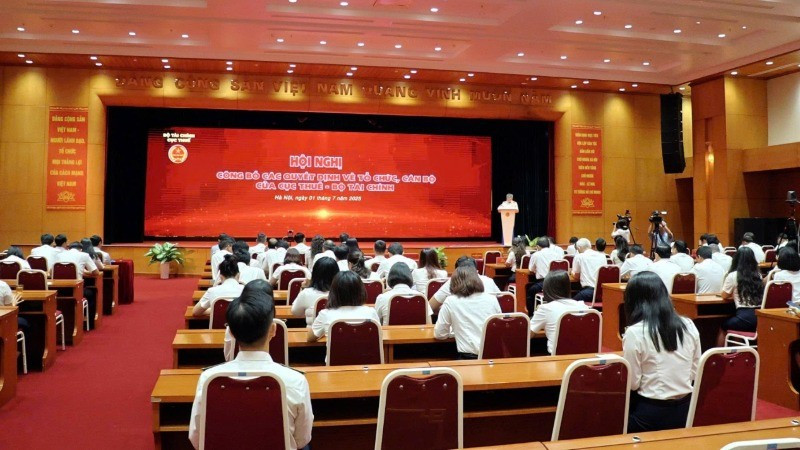 Hệ thống cơ quan thuế cả nước được tổ chức lại thành 34 Thuế tỉnh, thành phố và 350 Thuế cơ sở. (Ảnh: CT)